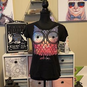 🔥Medium size Bella owl shirt🔥